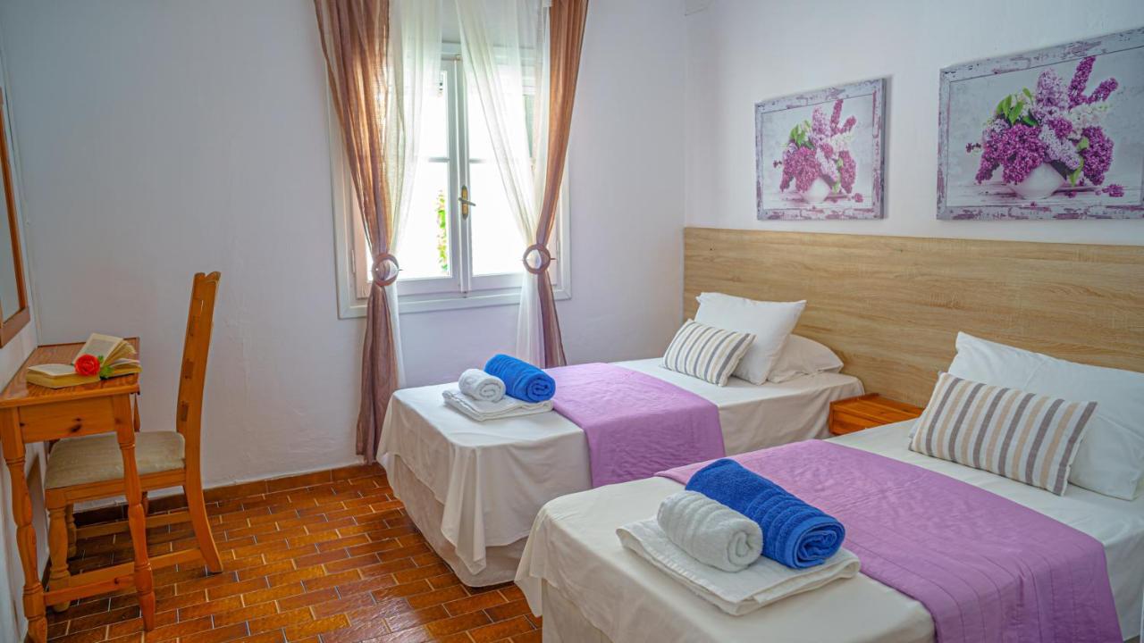 Apartment Zeus 2-With Pool And Sea View