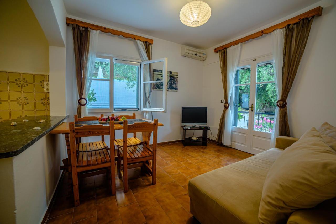 Apartment Zeus 2-With Pool And Sea View Apartment