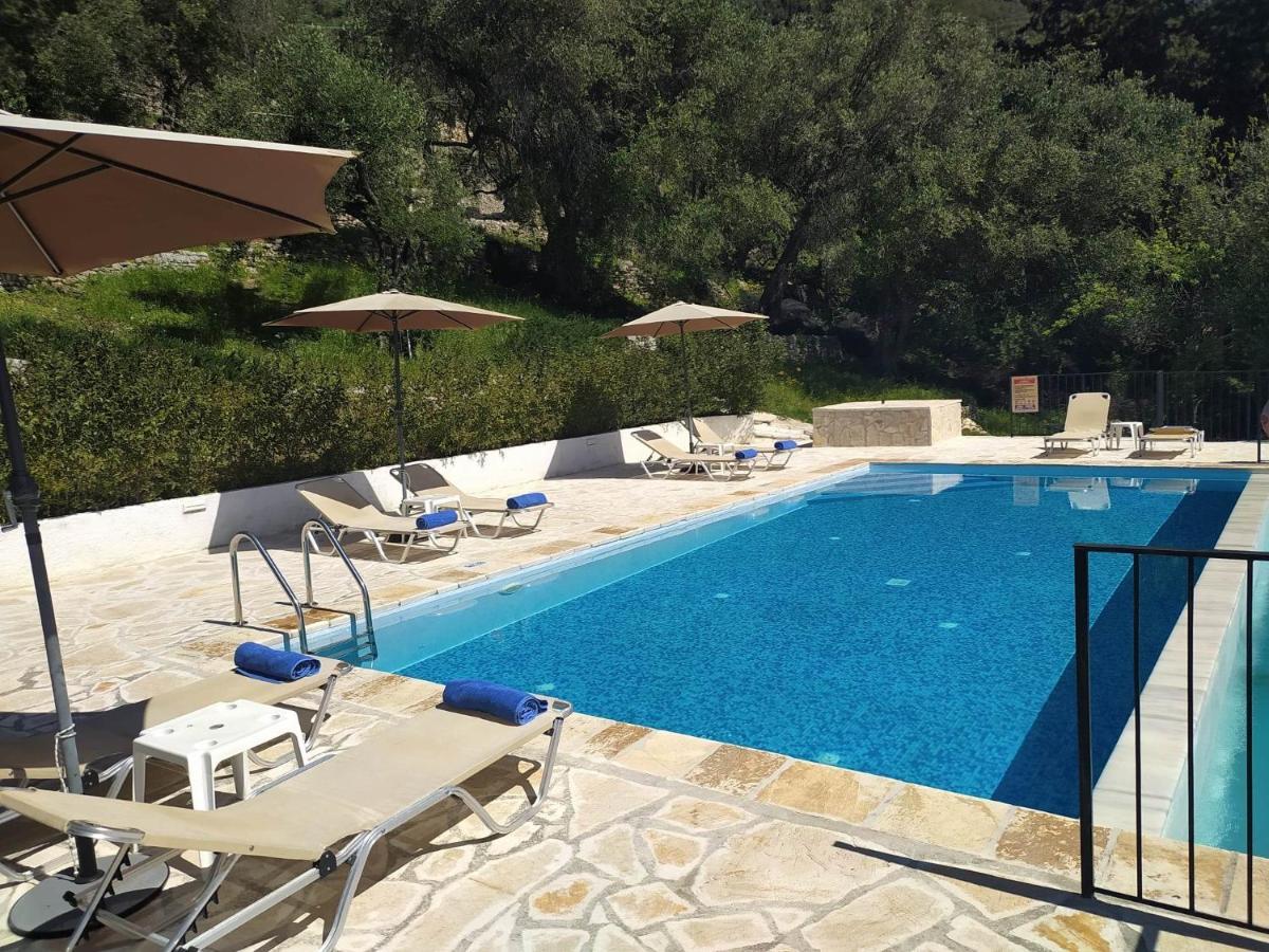 Apartment Zeus 2-With Pool And Sea View